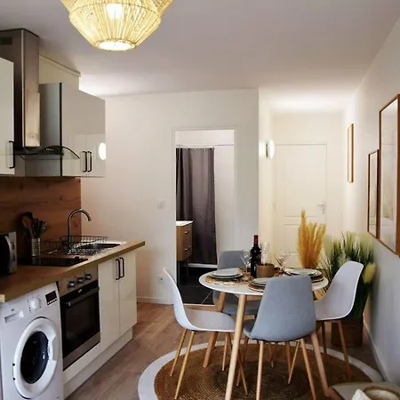 Lägenhet Superbe: Parking Gratuit + Wifi + Balcon Grenoble